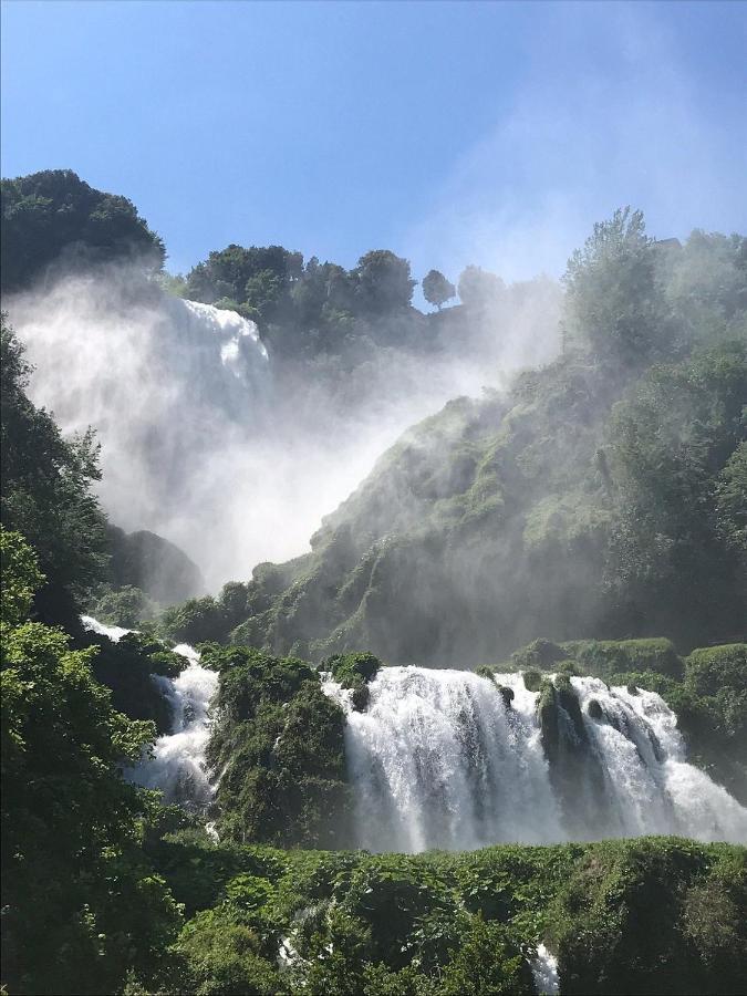Вилла Casaletto Santo Spirito Labro Экстерьер фото