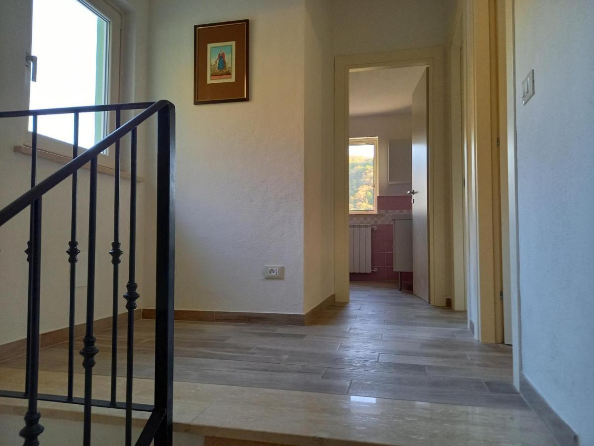 Вилла Casaletto Santo Spirito Labro Экстерьер фото